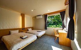 Curio Shirakawago